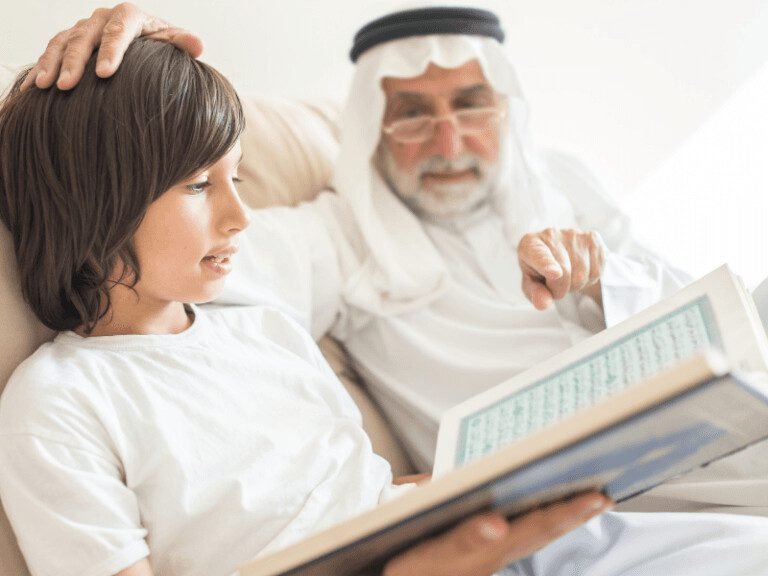 ماشوم او پلار قرآن وایي - استاد