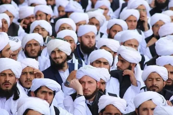 ايا پګړۍ د محمد (ص) سنت ده؟ 2 پګړۍ-مسلمانان