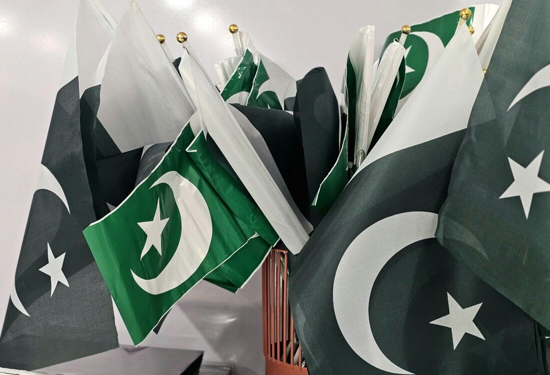 pakistan flag